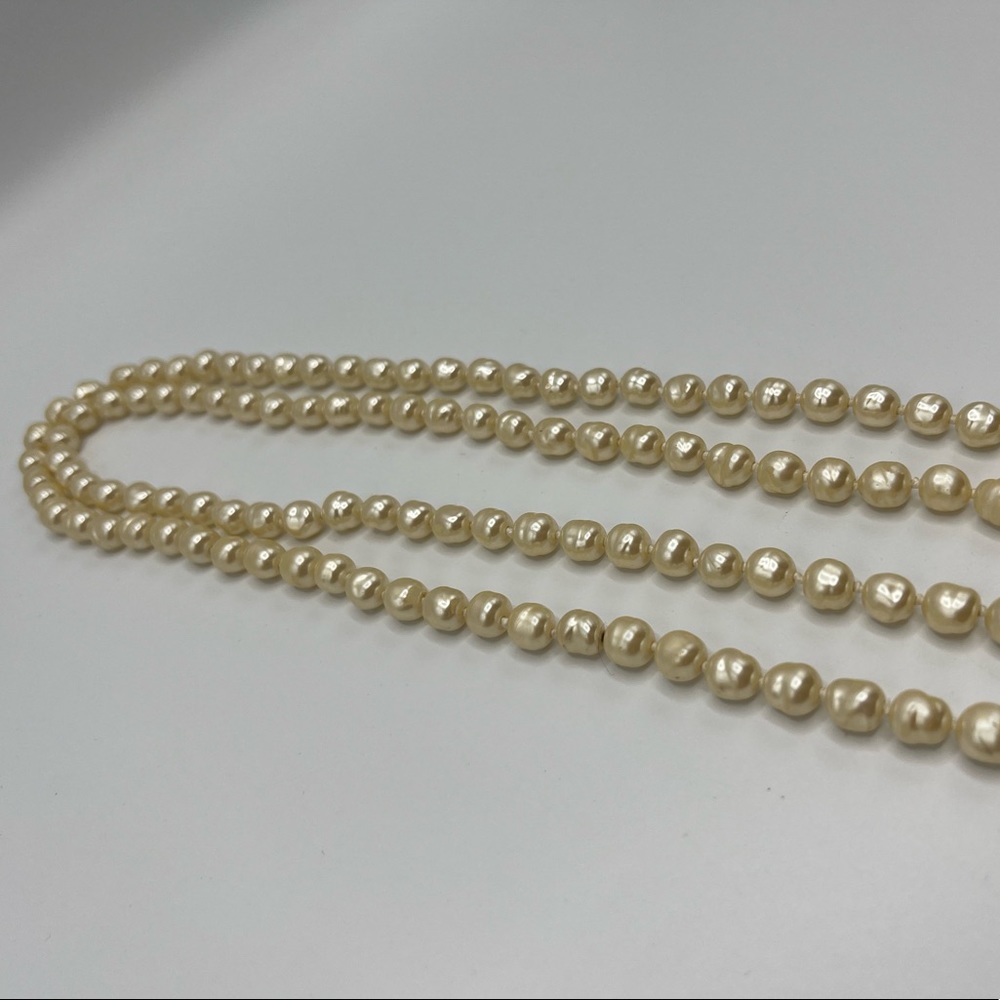 HP🎉 1981 Chanel Pearl Necklace - Picture 7 of 14